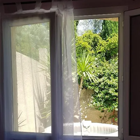 Сasa de vacaciones Petite Maison Au Calme Garrigue Et Montpellier