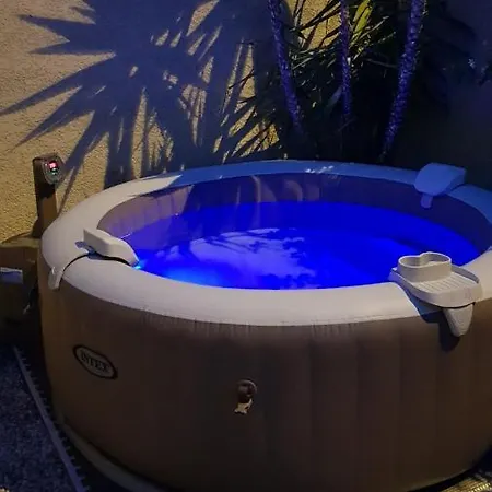 Semesterbostad Petite Maison Au Calme Garrigue Et Montpellier