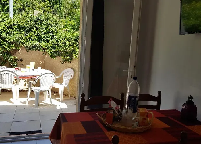 Petite Maison Au Calme Garrigue Et Montpellier Dom wakacyjny *